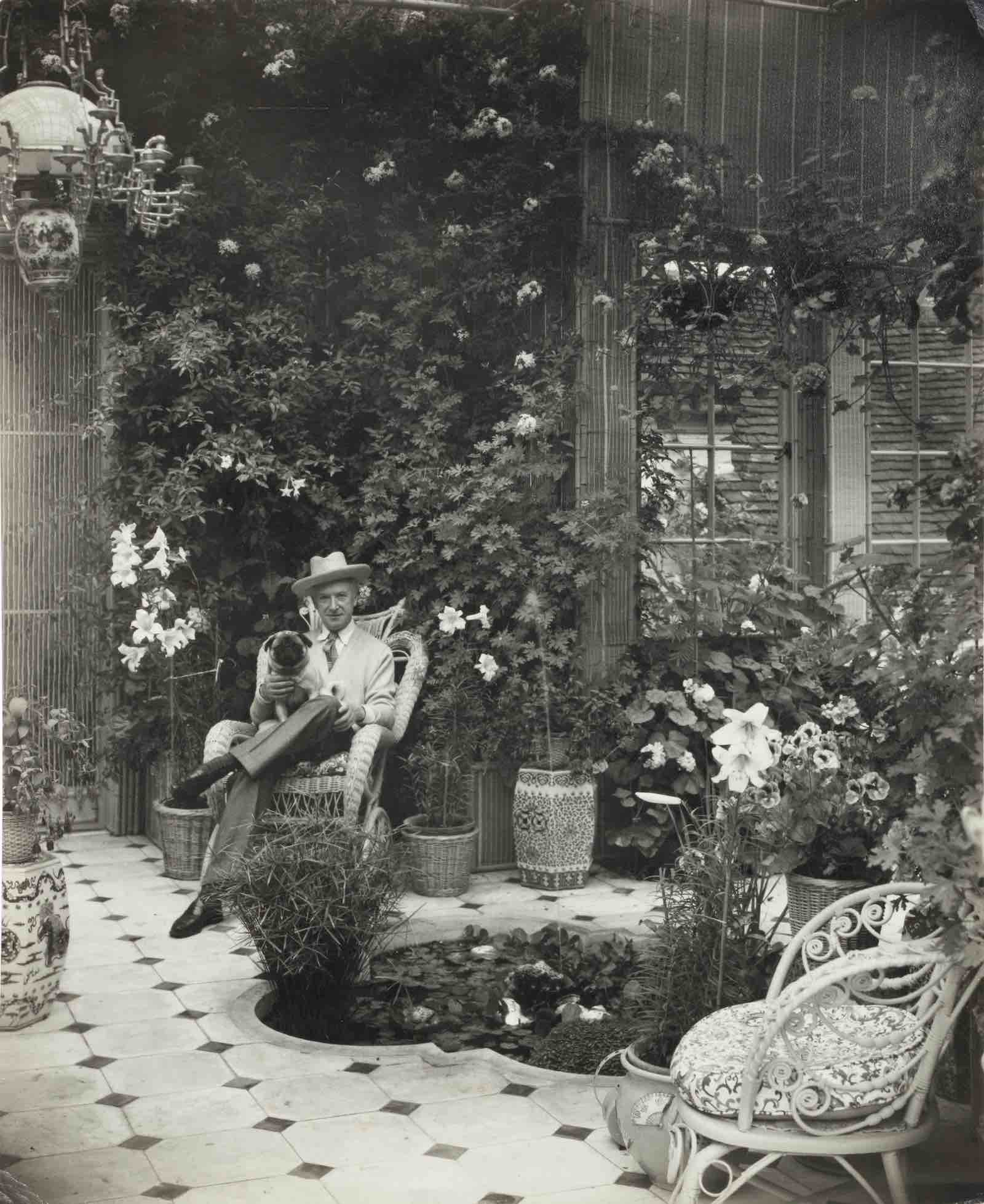 Cecil Beaton, Self-portrait in the garden. Estimate: £600 - £800